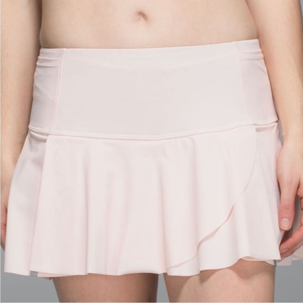 Lululemon Hit Your Stride Skirt Nude Butter Pink Sz 6 Reflective